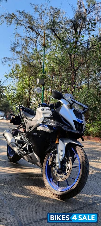 Yamaha R15M