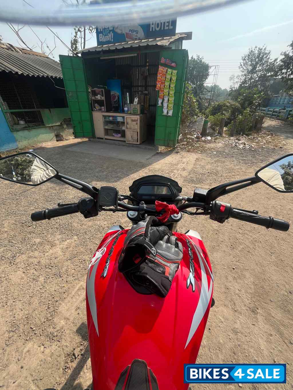Bajaj Dominar 250
