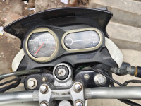 Pearl White Bajaj V15