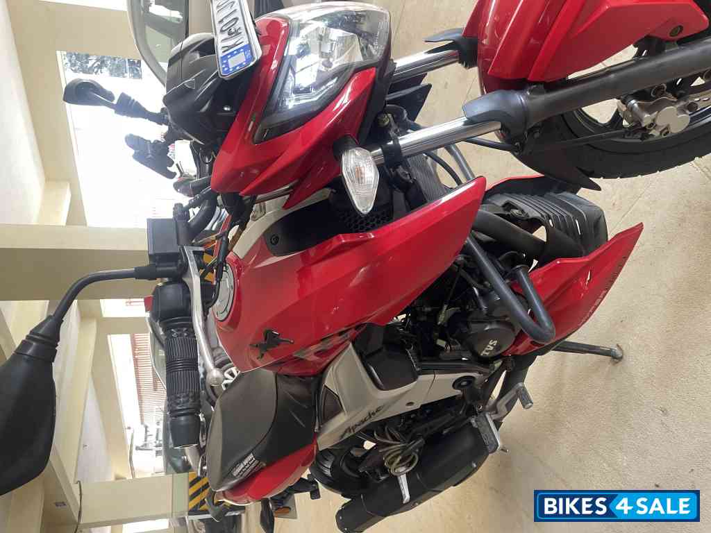 TVS Apache RTR 160 4V