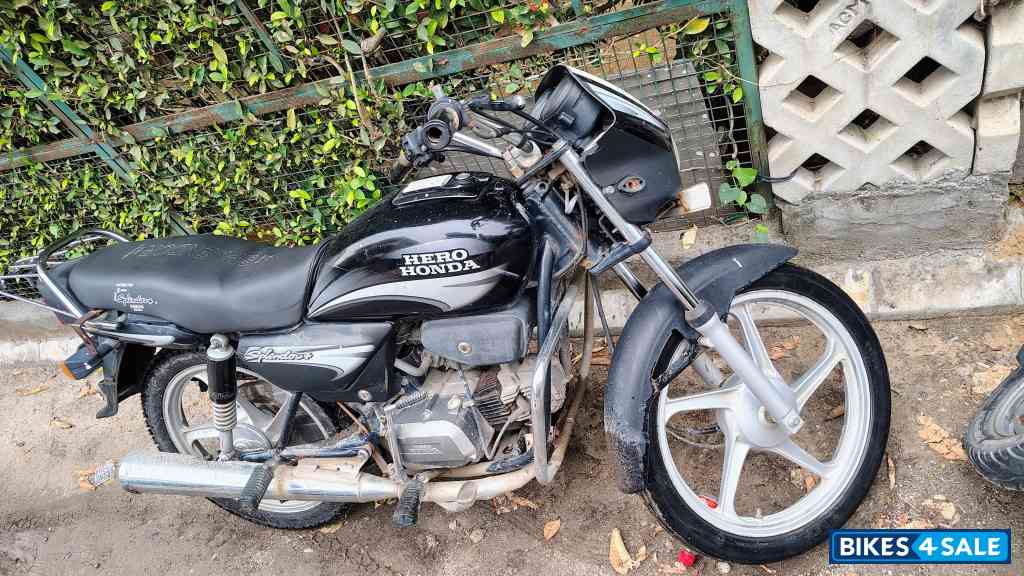 Black Hero Splendor Plus