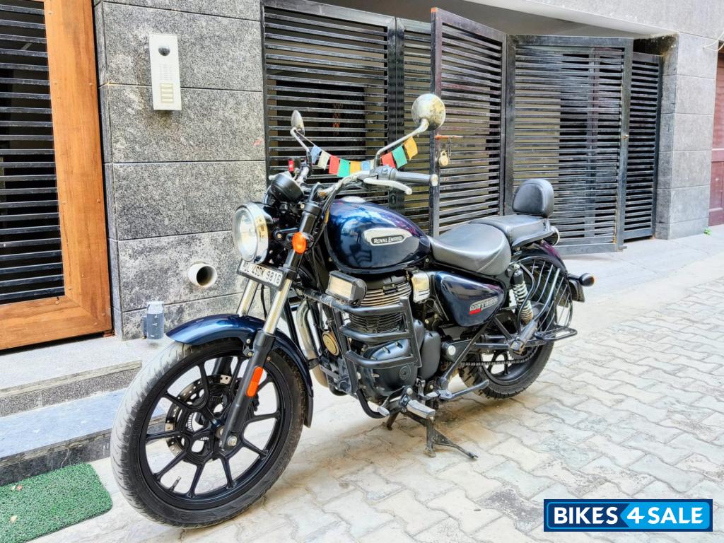Royal Enfield Meteor 350 Stellar