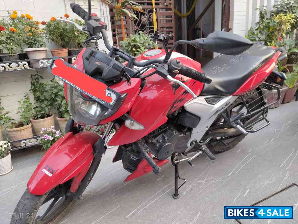 Racing Red TVS Apache RTR 160 4V