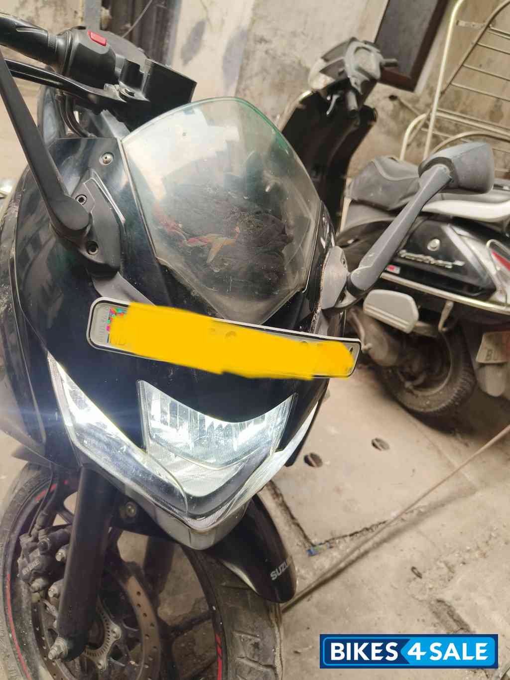Suzuki Gixxer SF