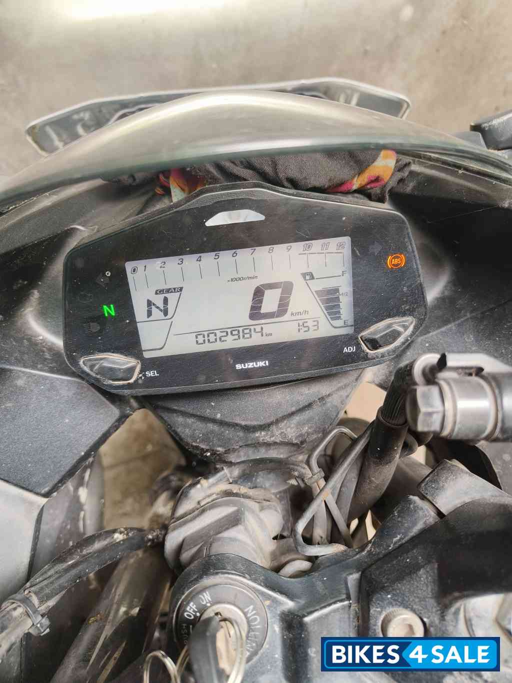 Suzuki Gixxer SF