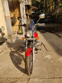 Bajaj Avenger 220 DTS-i
