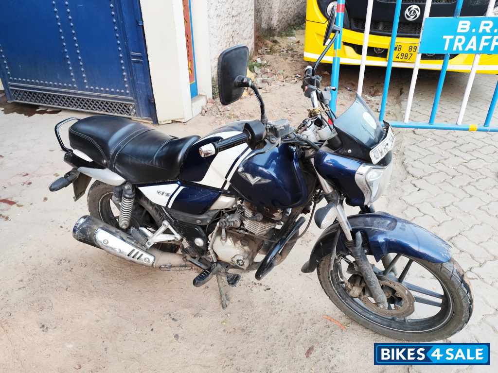 Blue Bajaj V15