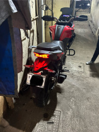 Red Honda CB200X