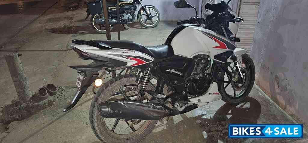 TVS Apache RTR 160