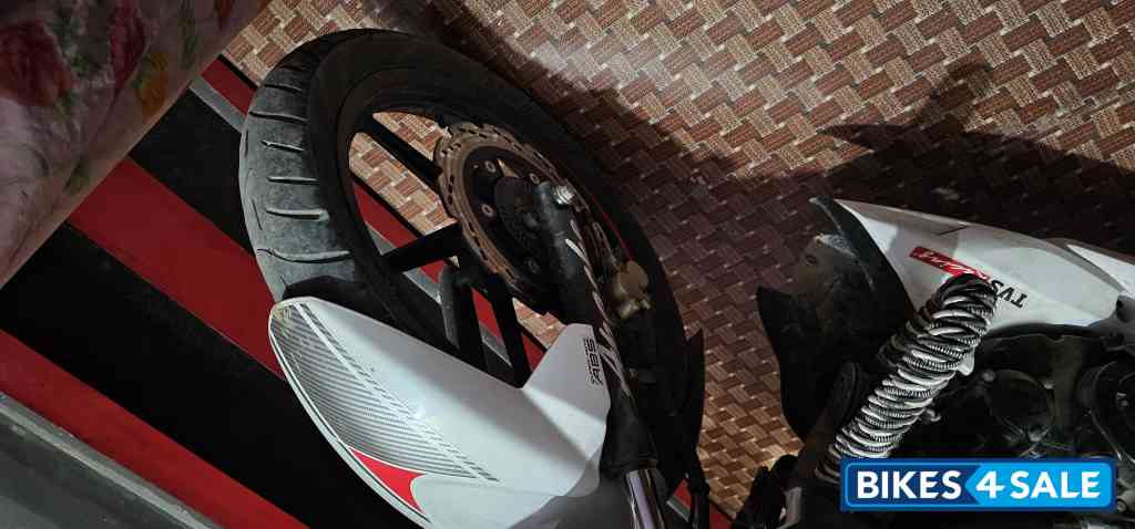 TVS Apache RTR 160