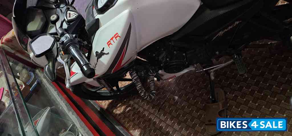 TVS Apache RTR 160