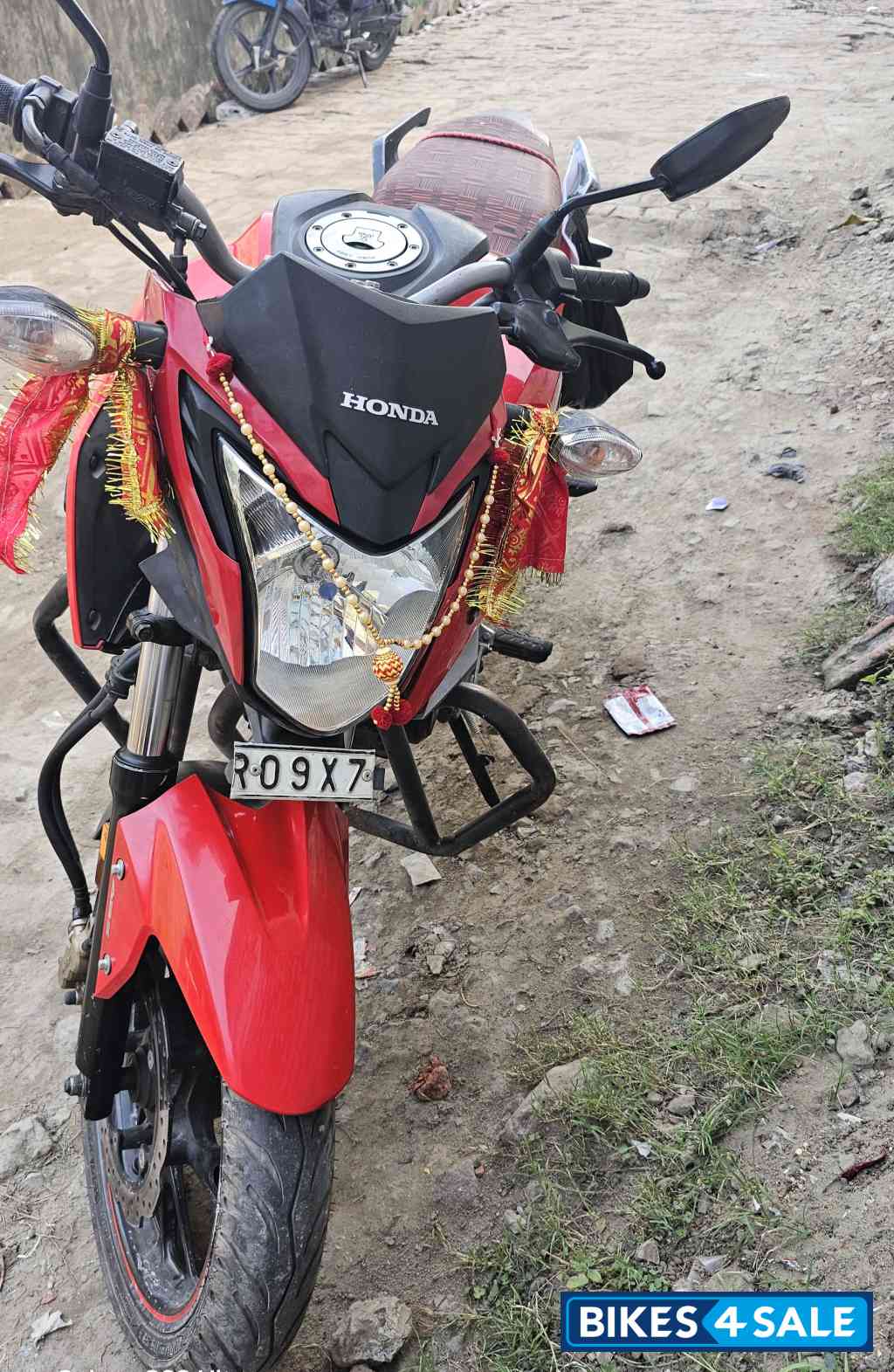 Honda CB Hornet 160R