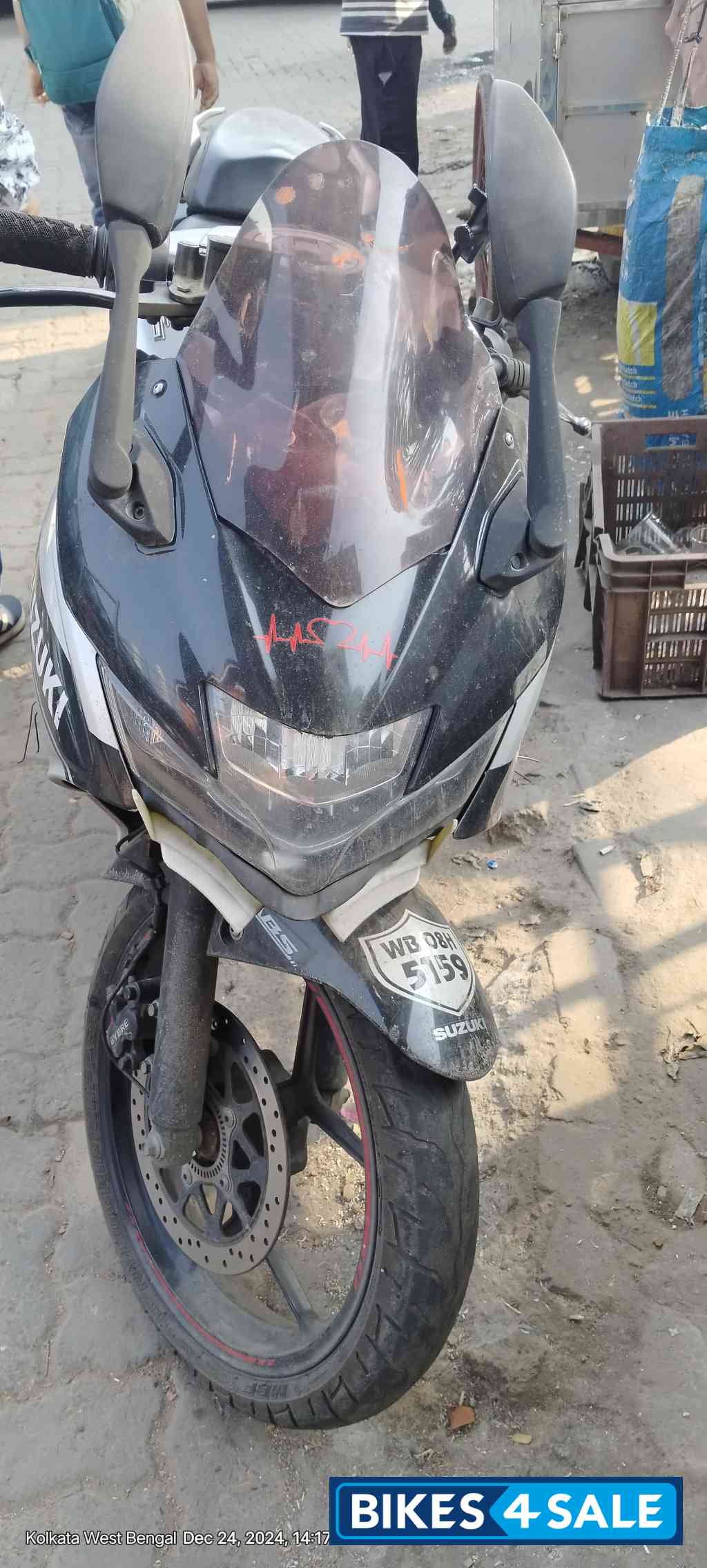 Suzuki Gixxer SF Fi