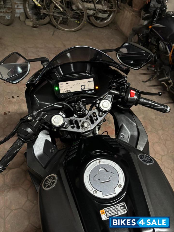 Black Yamaha YZF R15 S V3.0