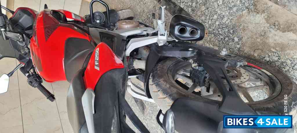Bajaj Pulsar F250
