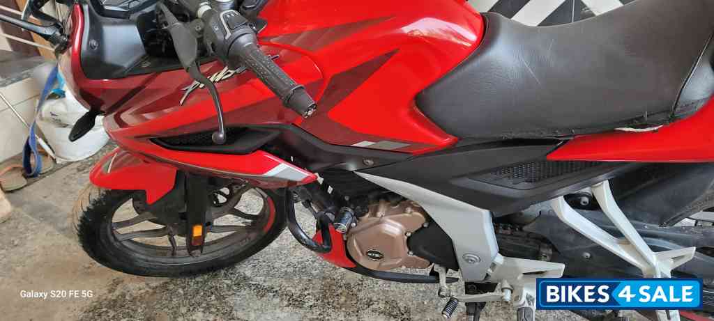 Bajaj Pulsar F250