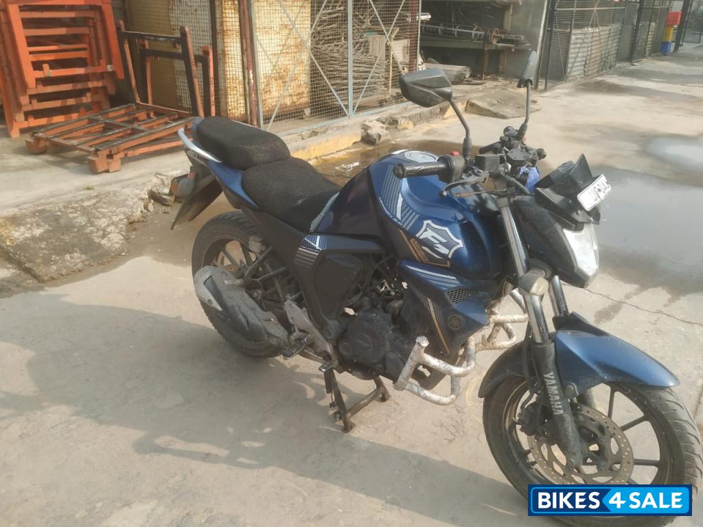 Yamaha FZ-S FI V2 Yamaha FZ-S FI V2