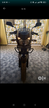 Black Bajaj Pulsar 150 Twin Disc