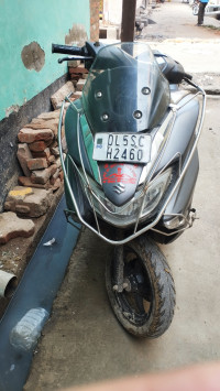 Suzuki Burgman Street