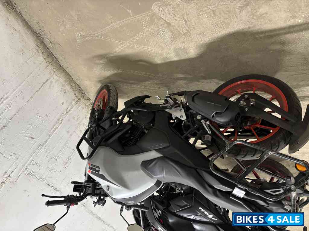 Yamaha FZ-S FI Ver 4.0 DLX