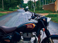 Halcyon Black Royal Enfield Classic 350 2021