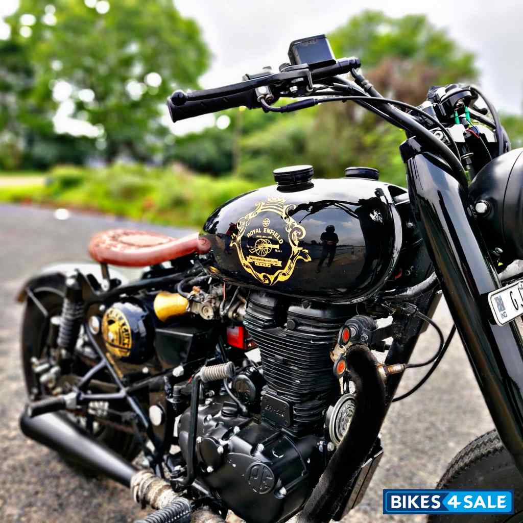 Black Royal Enfield Classic Desert Storm