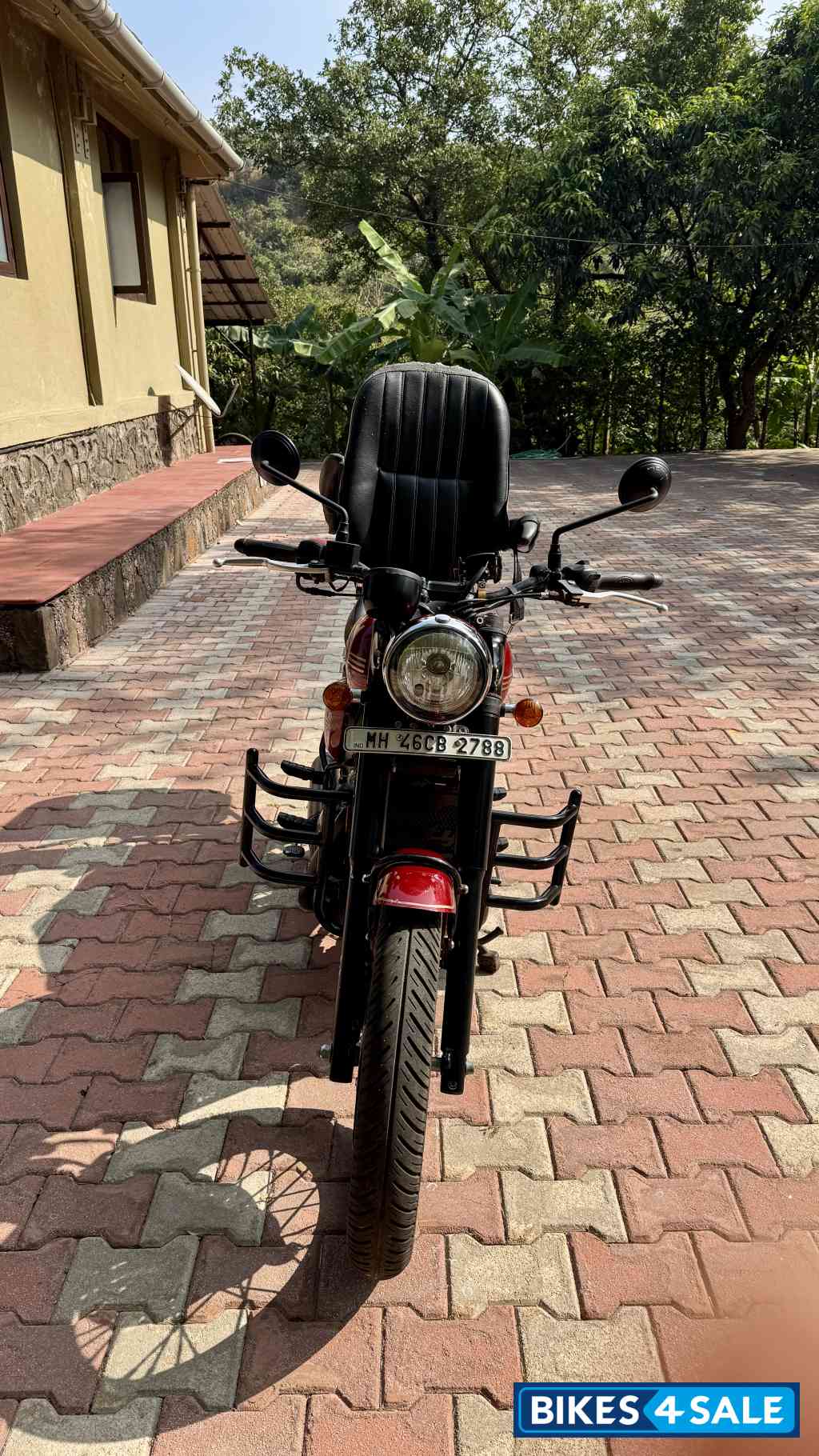 Comet Red Jawa forty two BS6