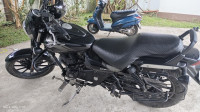 Ebony Black Mi Bajaj Avenger Street 160 BS6