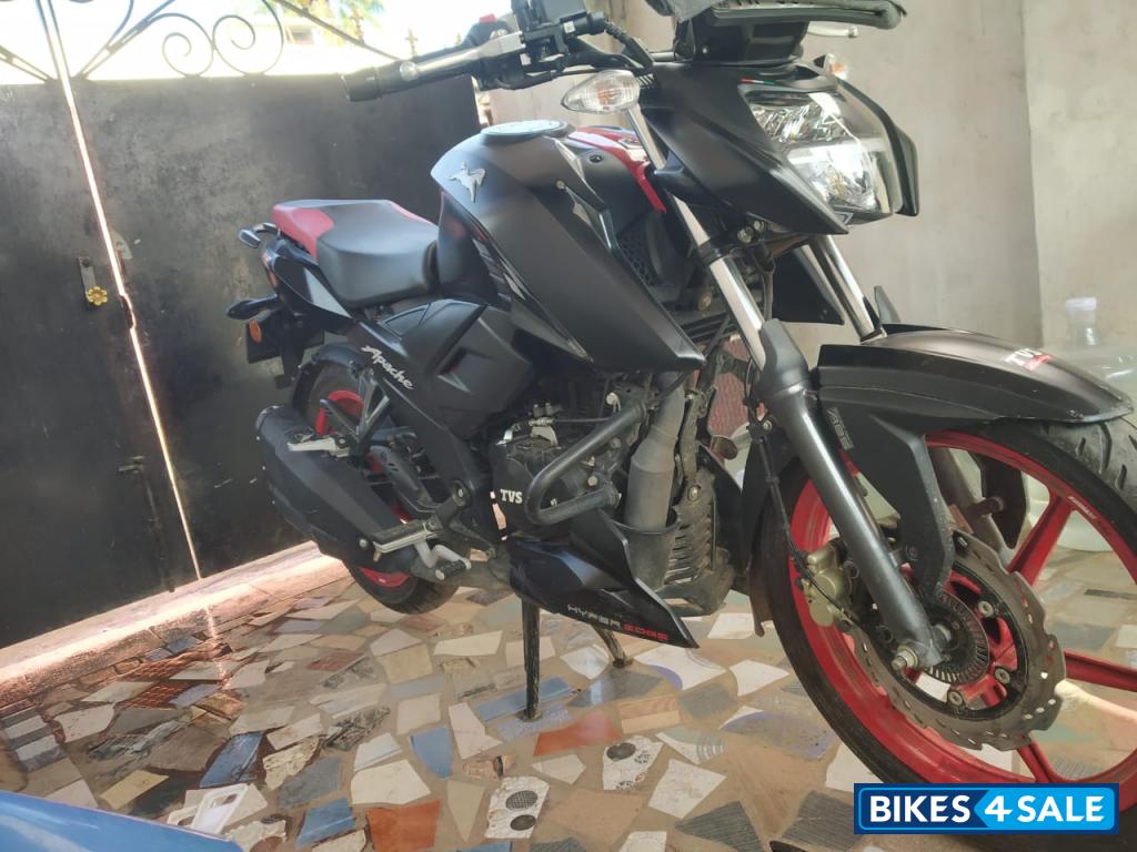 TVS Apache RTR 160 4V Special Edition