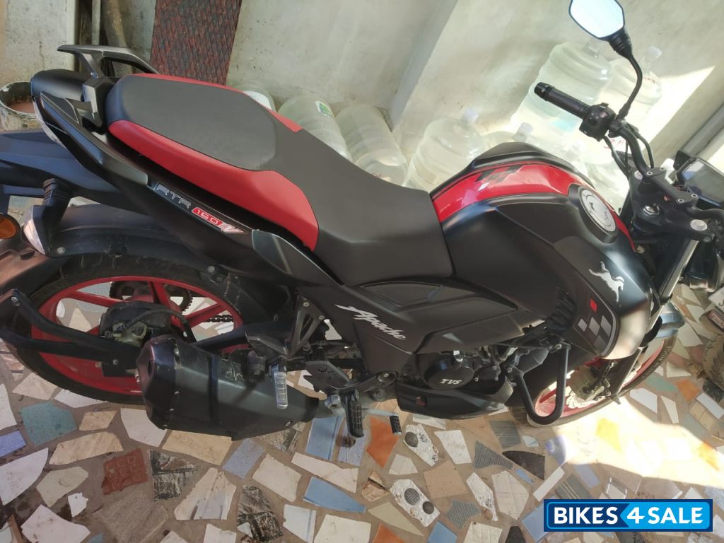 TVS Apache RTR 160 4V Special Edition