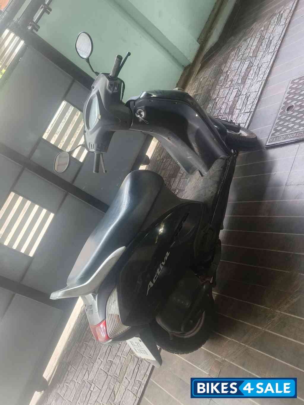 Black Honda Activa