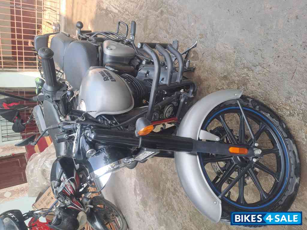 Royal Enfield 2023 Bullet 350