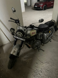Silver Royal Enfield Classic 350