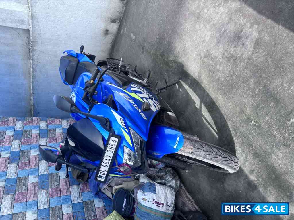 Suzuki Gixxer SF BS6