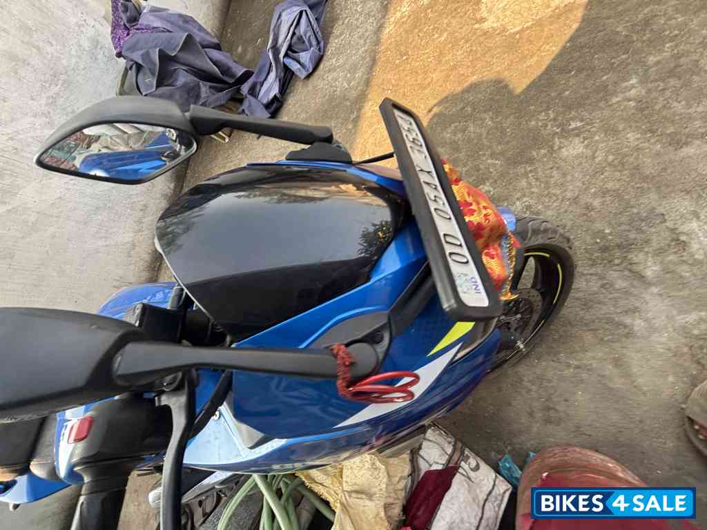 Suzuki Gixxer SF BS6 Suzuki Gixxer SF BS6