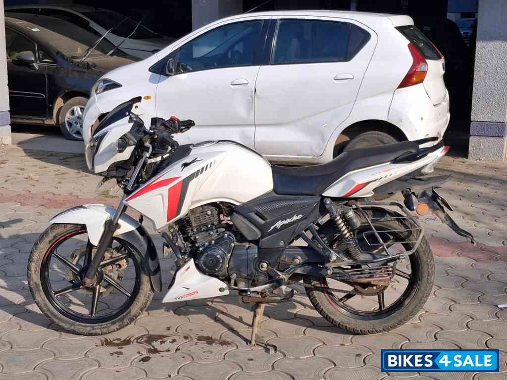 TVS Apache RTR 160 BS VI