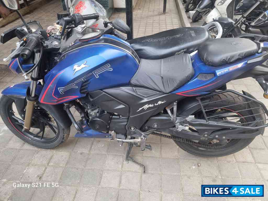 Blue TVS Apache RTR 200 4V ABS