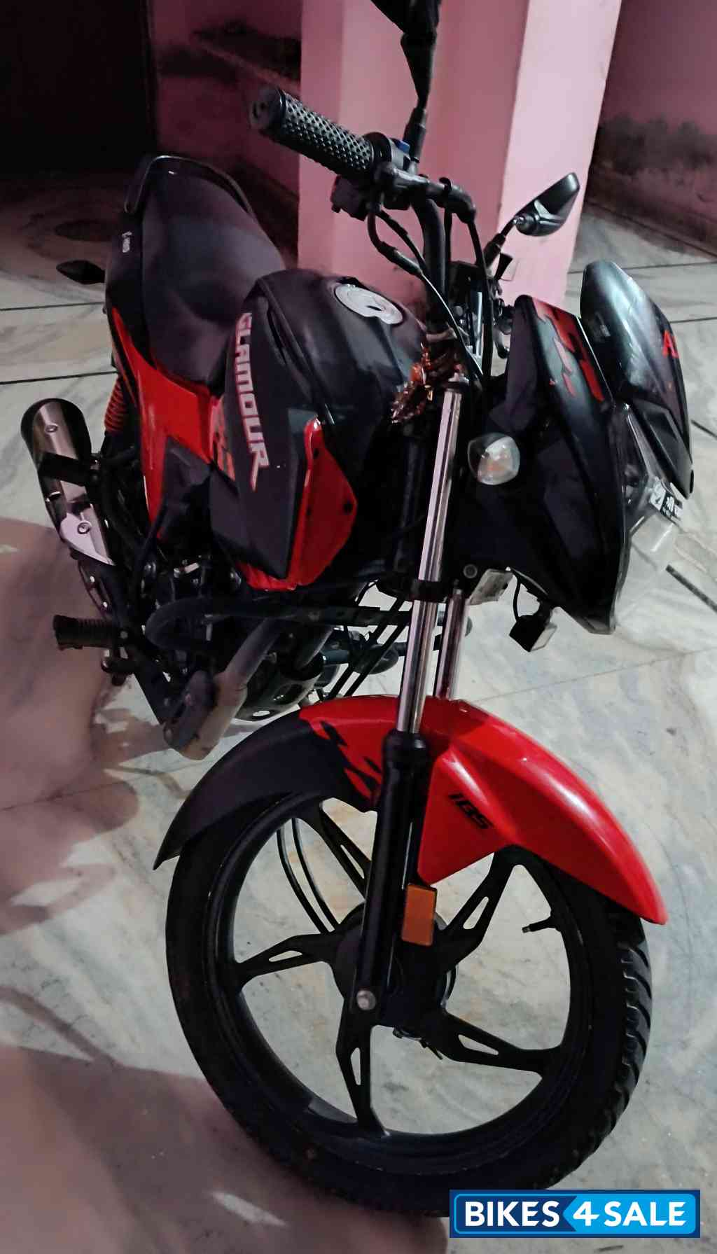 Red Black Hero Glamour 125 Drum