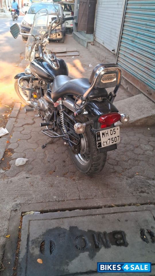 Bajaj Avenger Cruise 220 Bajaj Avenger Cruise 220