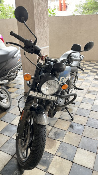 Royal Enfield Hunter 350 Metro