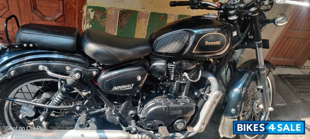 Black Benelli Imperiale 400