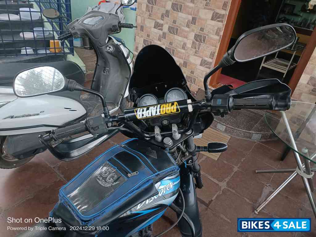 Bajaj Discover 100 DTS-Si