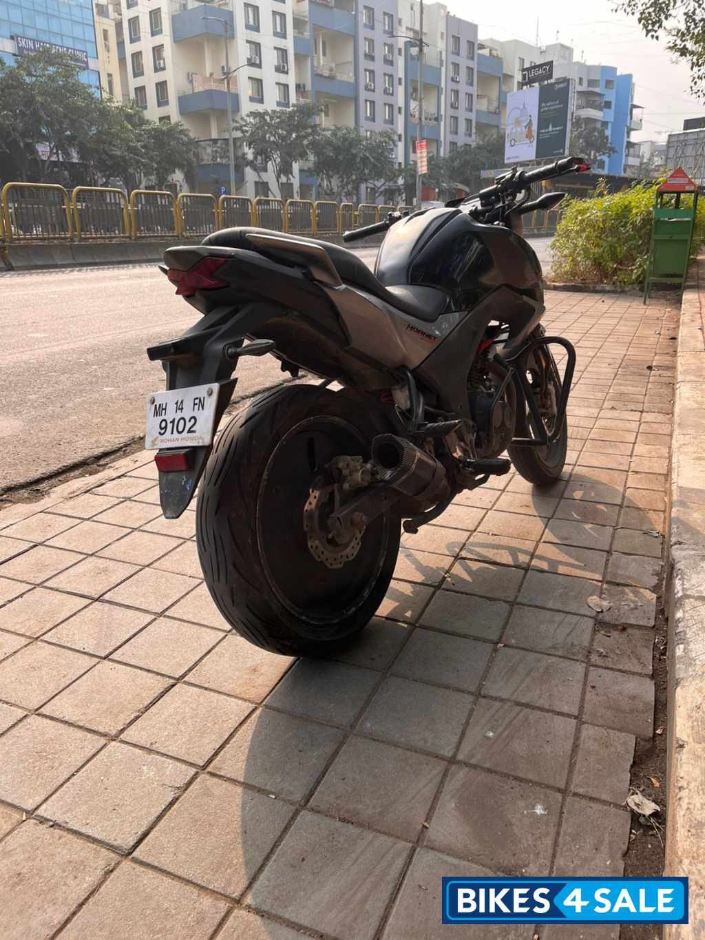 Black Honda CB Hornet 160R