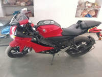 Red Yamaha R15 V4