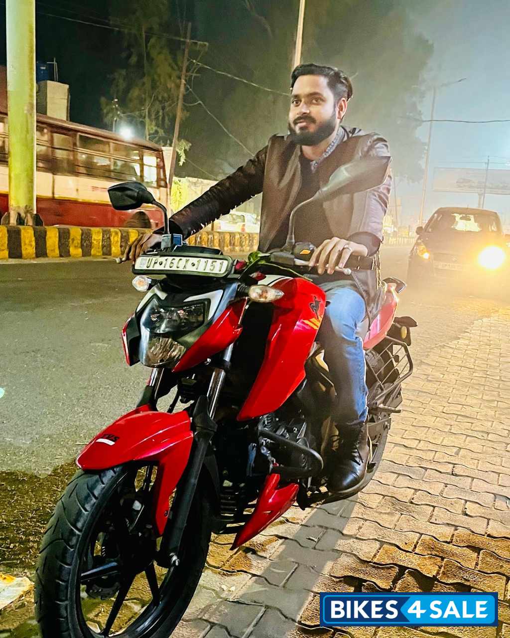 TVS Apache RTR 160 4V BS6