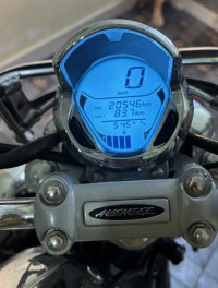 Bajaj Avenger Cruise 220