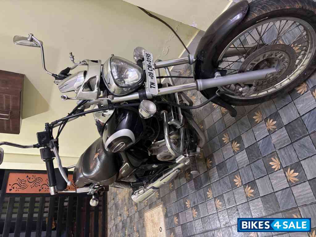 Bajaj Avenger Cruise 220