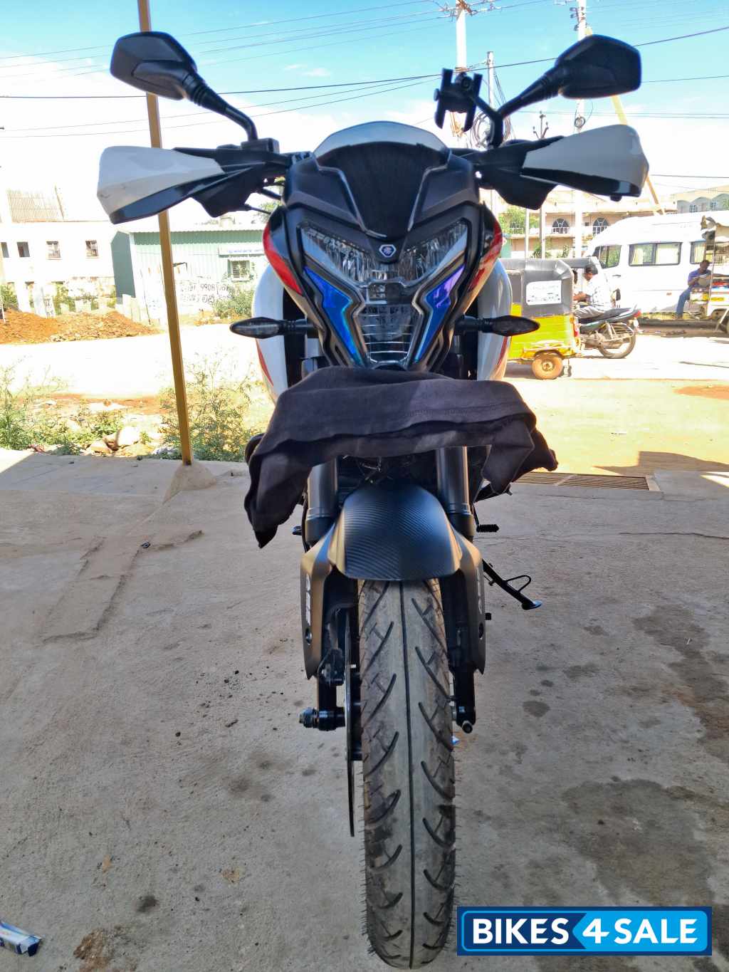 Bajaj Pulsar NS 200 2024