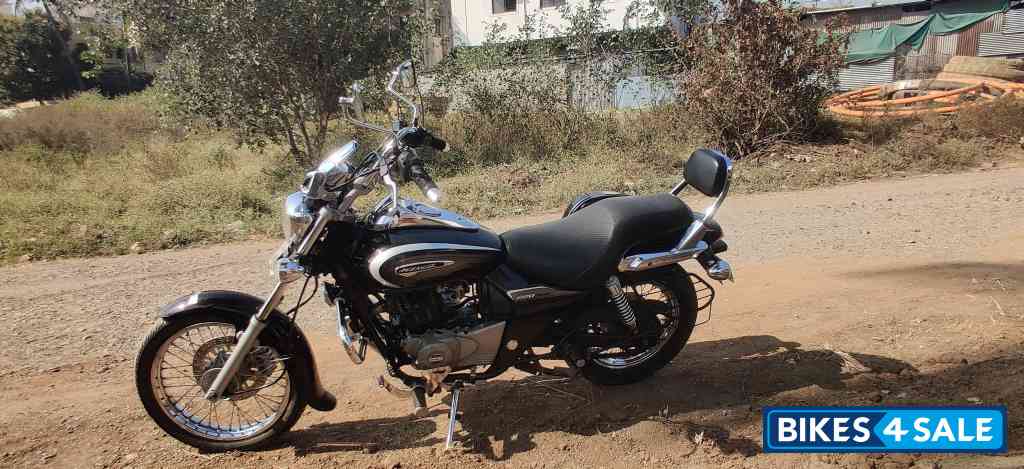 Bajaj Avenger Cruise 220