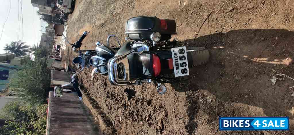 Bajaj Avenger Cruise 220